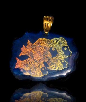 pendant3031.jpg (19 KiB) Viewed 32721 times Schooling fish Zentangle (©Shelly Weaver design)