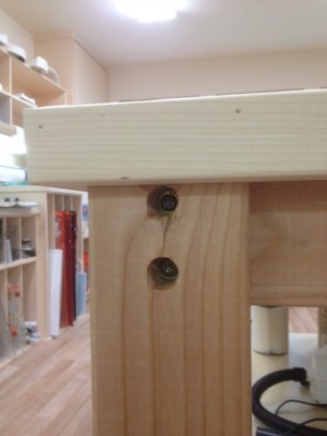 Workbench 3.JPG (86.54 KiB) Viewed 40958 times Leg Attachment Detail