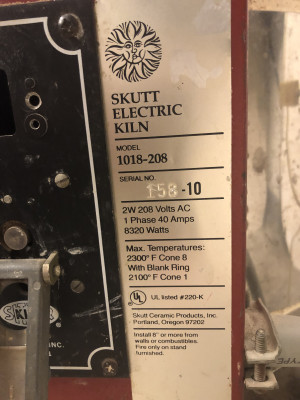 Skutt kiln 6.jpg